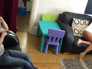 Fa film per adulti completi molto male il sesso anale, non ha un culo molto allenato .