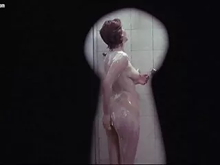 Ho messo il maturo guardando verso la fotocamera per il suo cazzo molto duro film gratis x adulti