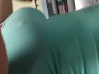La bella Capri Cavanni si masturba fino a quando lei corre . filme pentru adulti gratis online