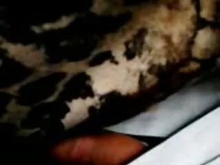 Questa ragazza del liceo vuole provare le cose per entrare nella sua figa e lei fa un dildo filme adulti babe se stessa